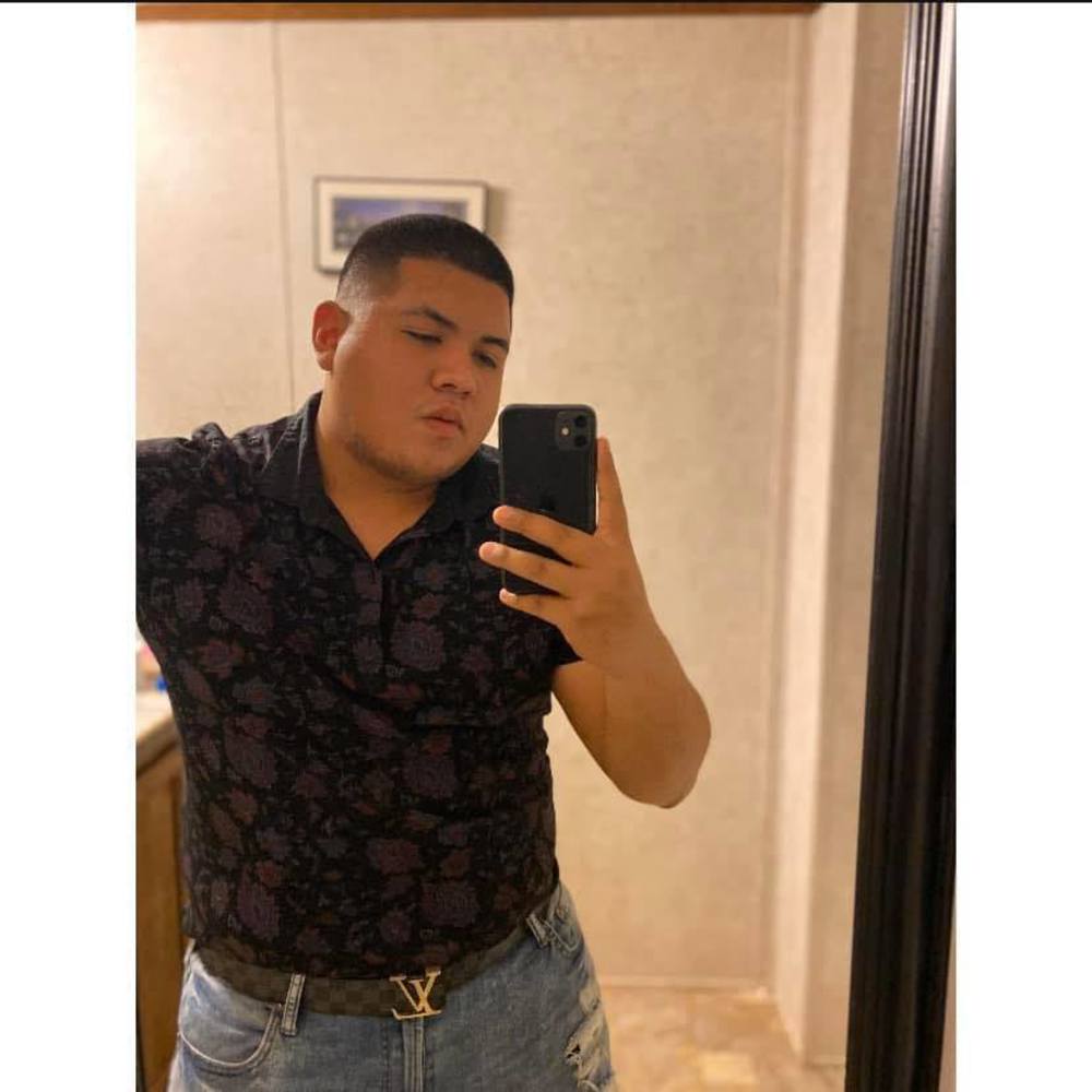 Meet your Posher, Isaac